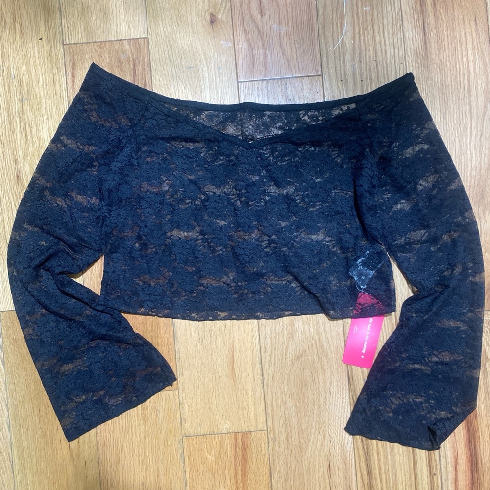 Black Lace Off-Shoulder Crop Top